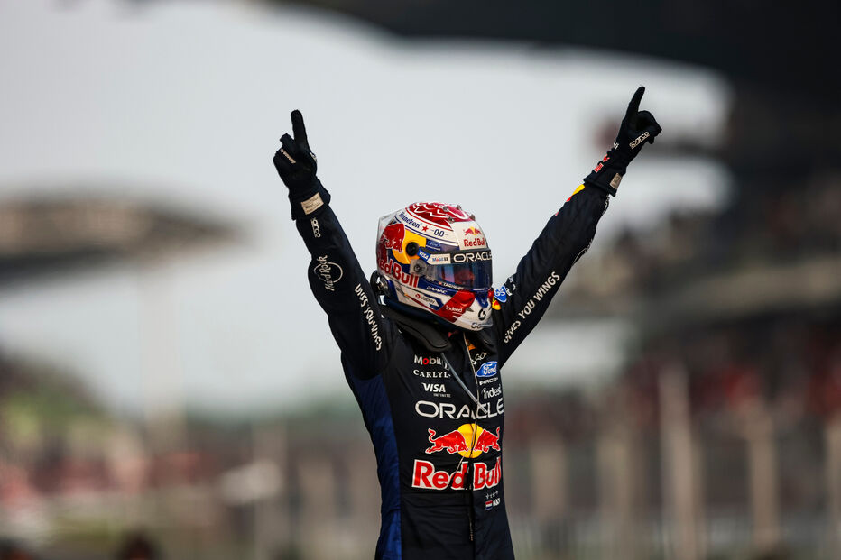 VERSTAPPEN Max (nld), Red Bull Racing Ford RB22, portrait F1 GP 16 Bahrain 2026 in Malaysia 01 NORRIS Lando (gbr),