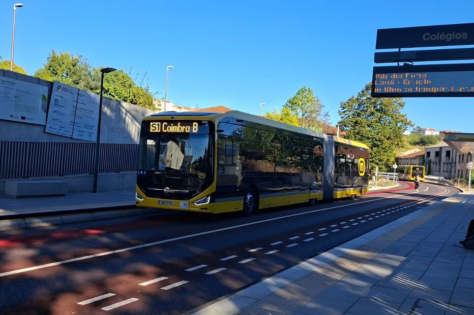 Menor atropelado por metro de superfície em Coimbra