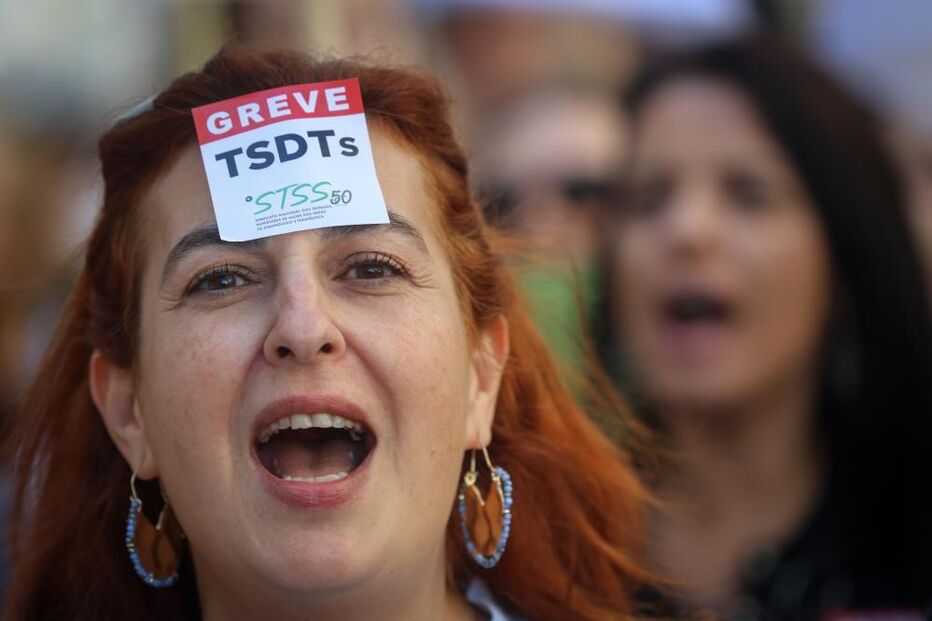 Técnicos de diagnóstico e terapêutica manifestam-se em Lisboa por melhores salários