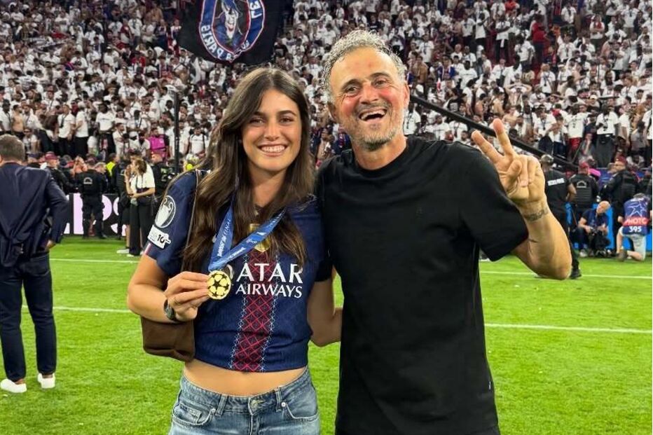 Sira Martínez e o pai Luis Enrique