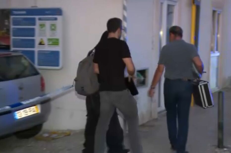 Pai de jovem de 15 que matou a mãe em Algés detido por violência doméstica. Julgamento ainda decorre