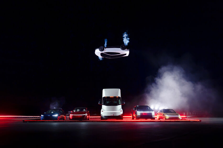 Novo modelo: Tesla Roadster