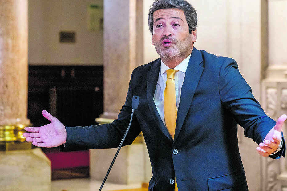 Órgão do partido de André Ventura tem sido recorrente na violação da lei aquando da divulgação de sondagens 