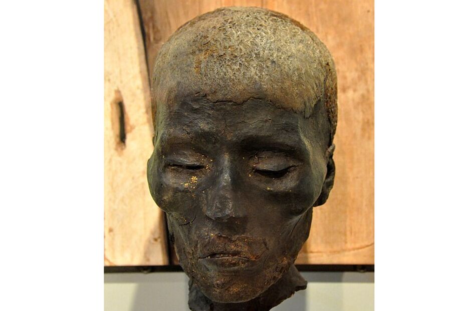 Cabeça mumificada no Museu de Glasgow