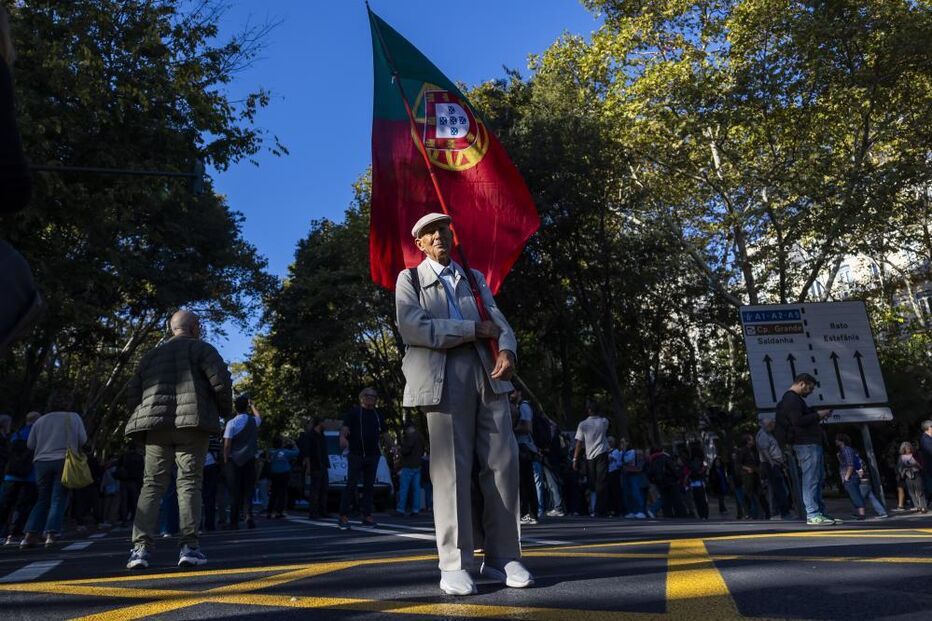 Mnaifestação pelo protesto à habitação em Lisboa