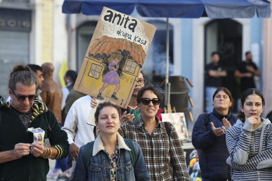 Protesto pela habitação no Porto