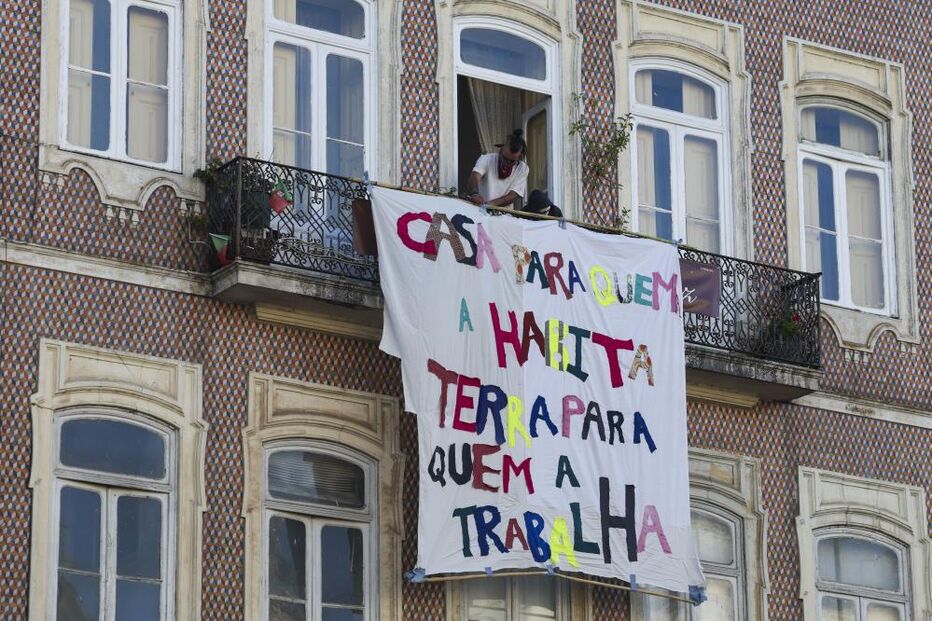 Centenas concentraram-se em Coimbra contra a crise habitacional